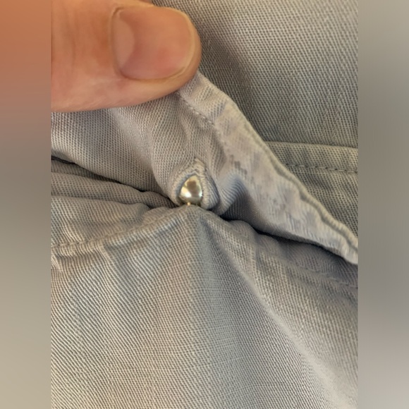 Pale blue jeans shirt from Zara. - Picture 5 of 9